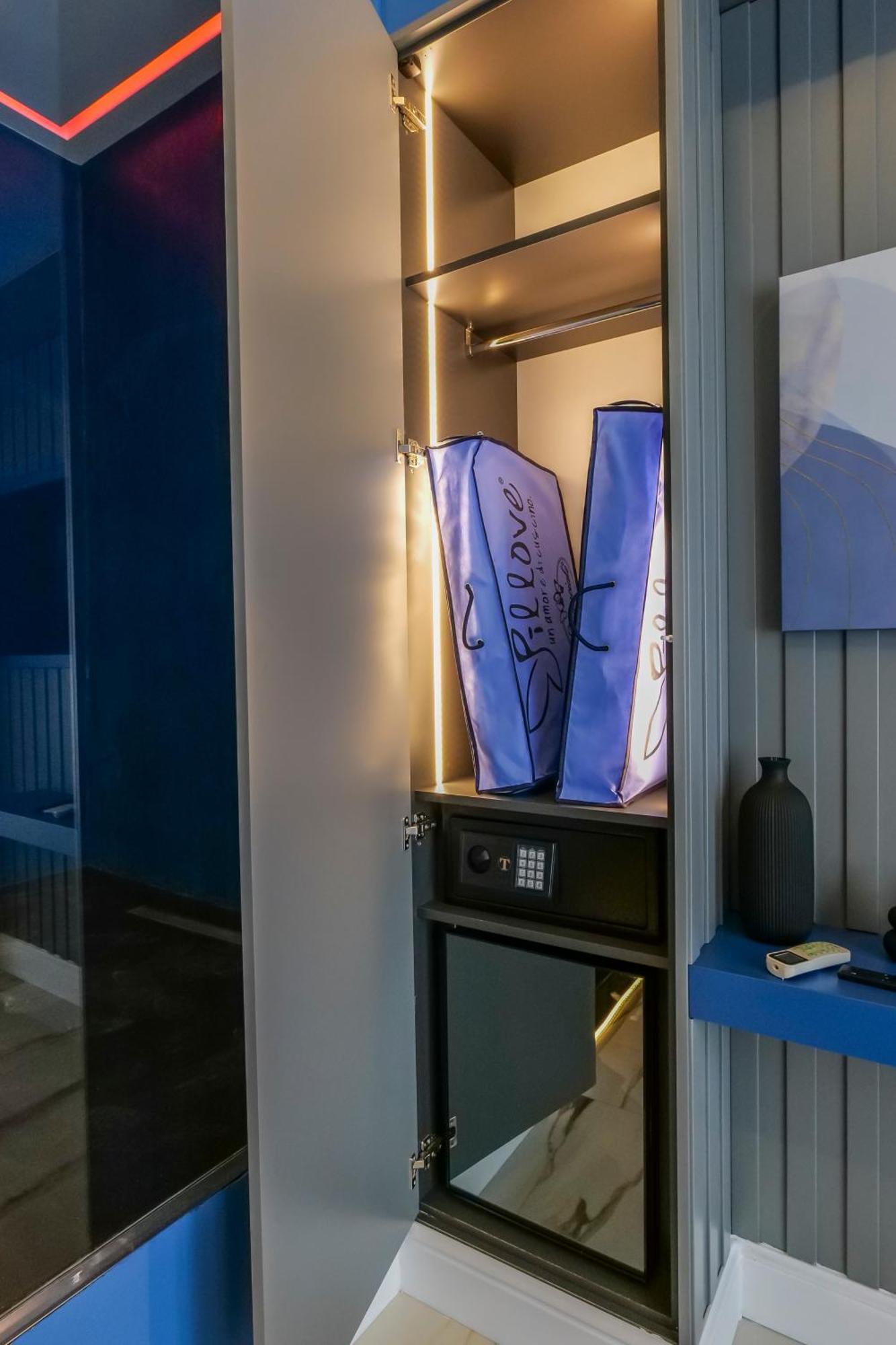 Maison San Carlo Luxury Suites Neapol Exteriér fotografie