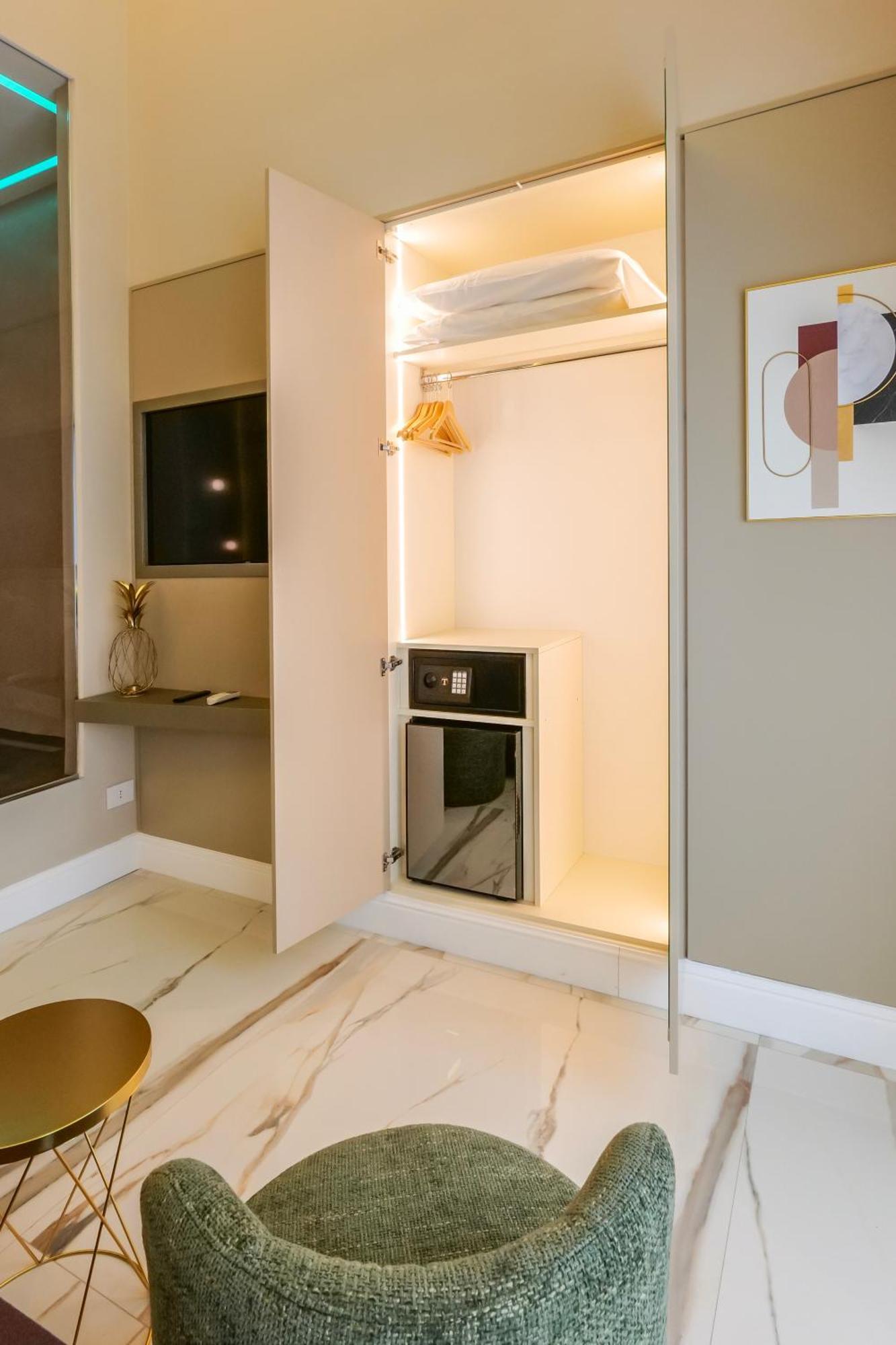 Maison San Carlo Luxury Suites Neapol Exteriér fotografie